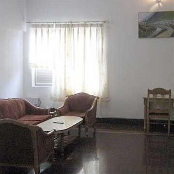 Hôtel Rahi Tourist Bungalow à Agra  Extérieur photo